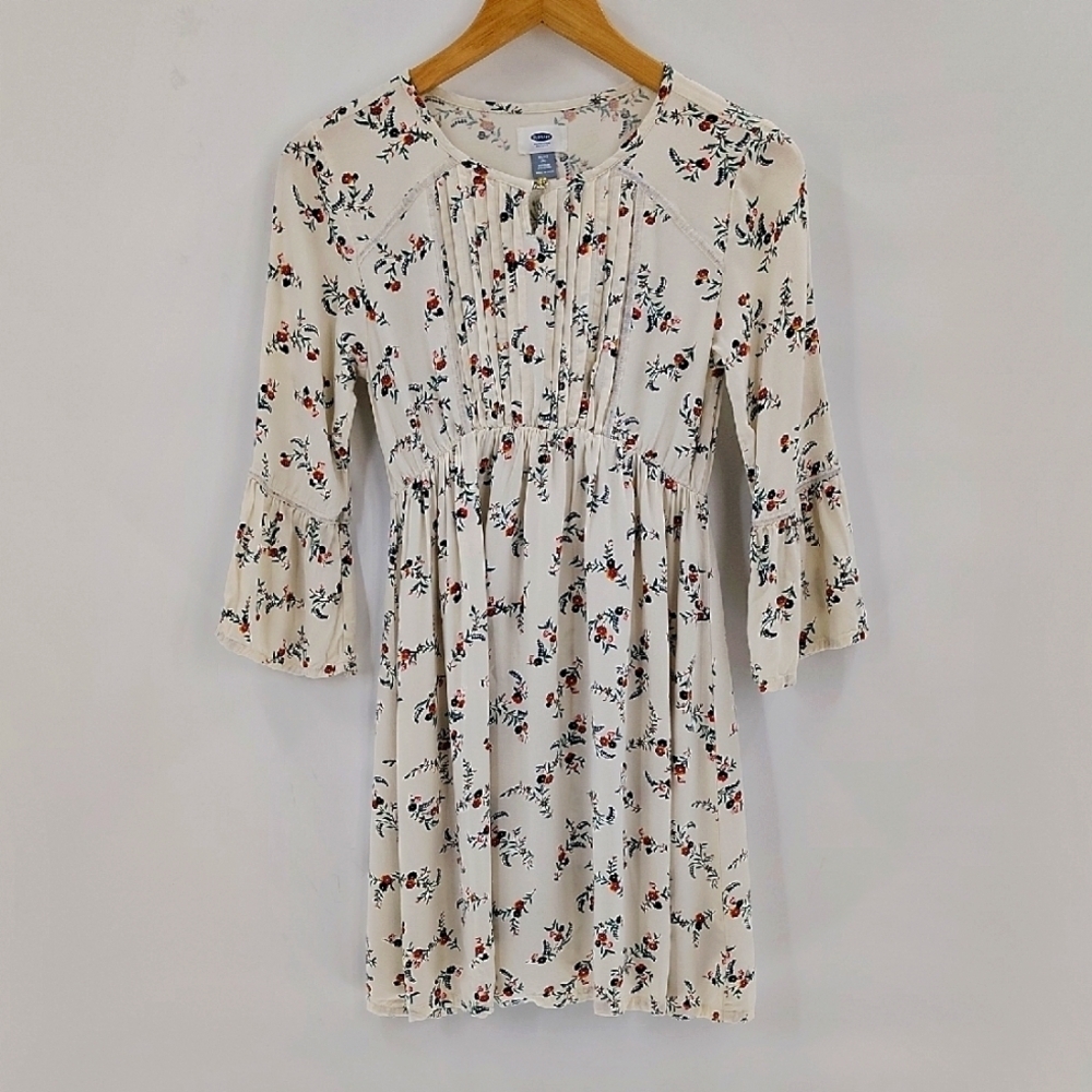 Old Navy Cream Sundress with 3/4 Bell Sleeves and Crew Neck